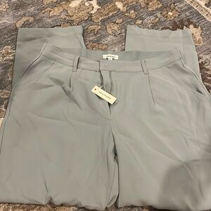 Max Studio Green dress pants